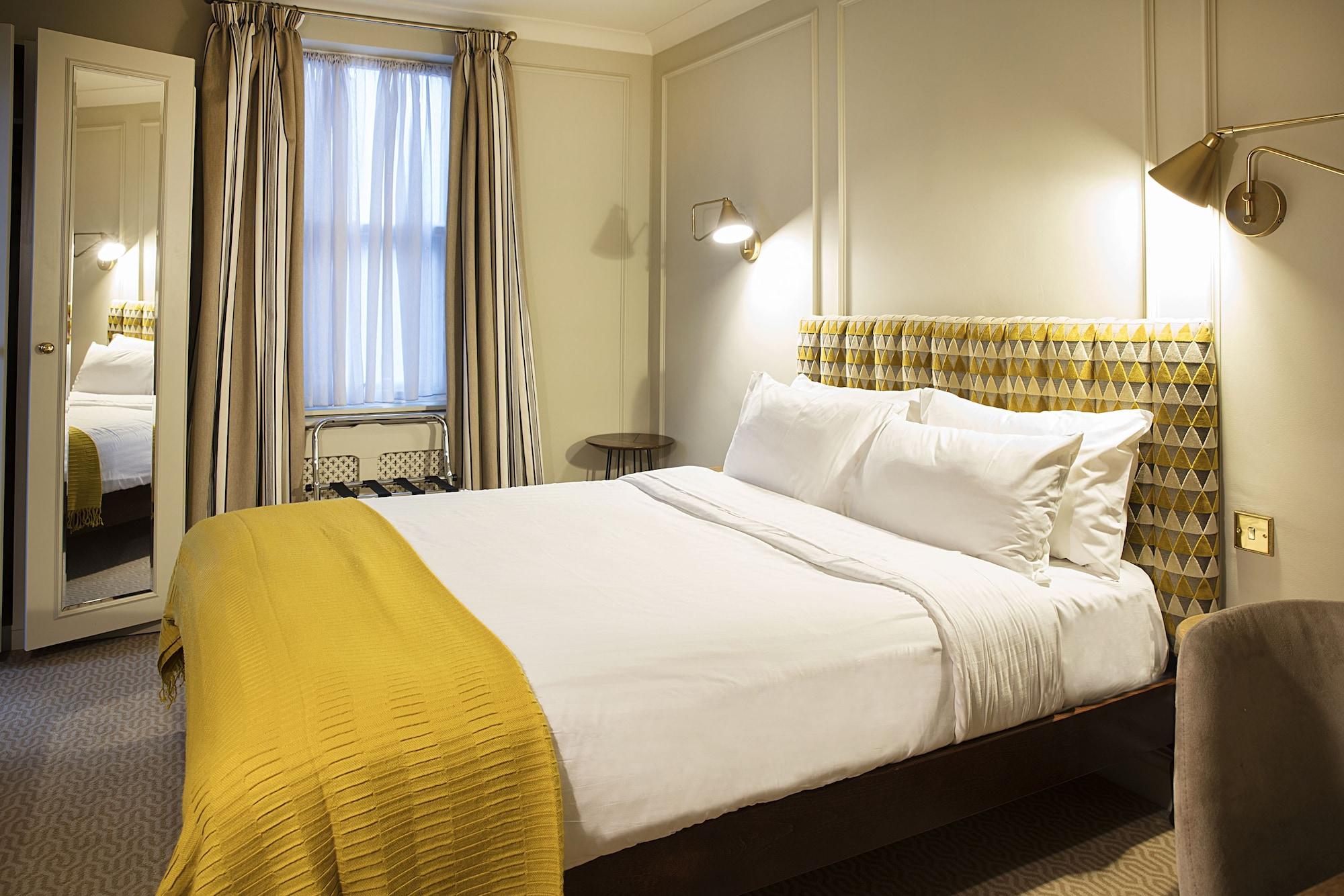 Hotel Cromwell Стівенідж Екстер'єр фото