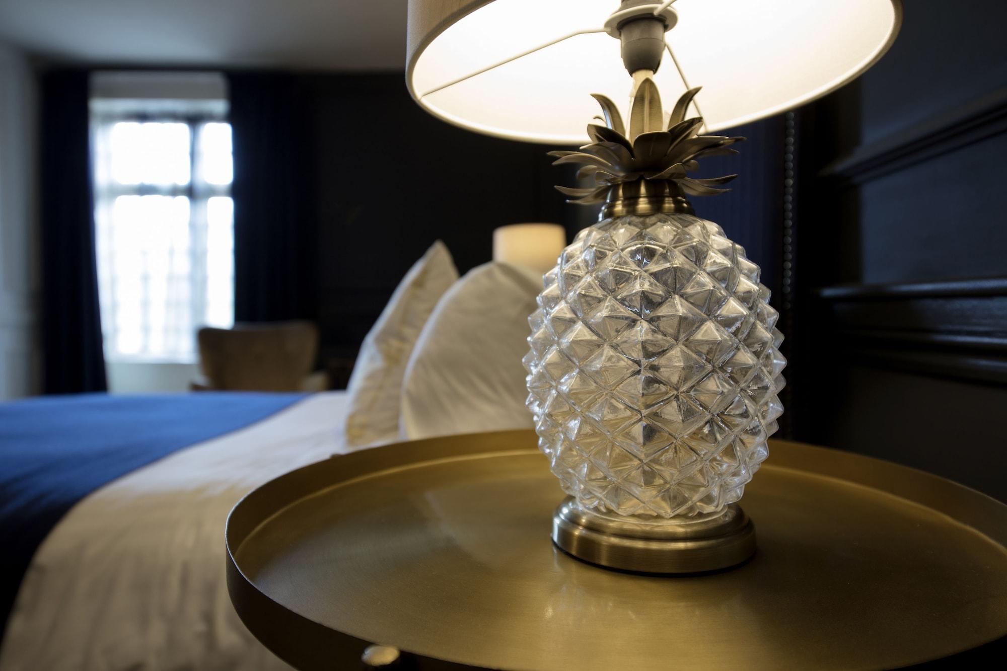 Hotel Cromwell Стівенідж Екстер'єр фото