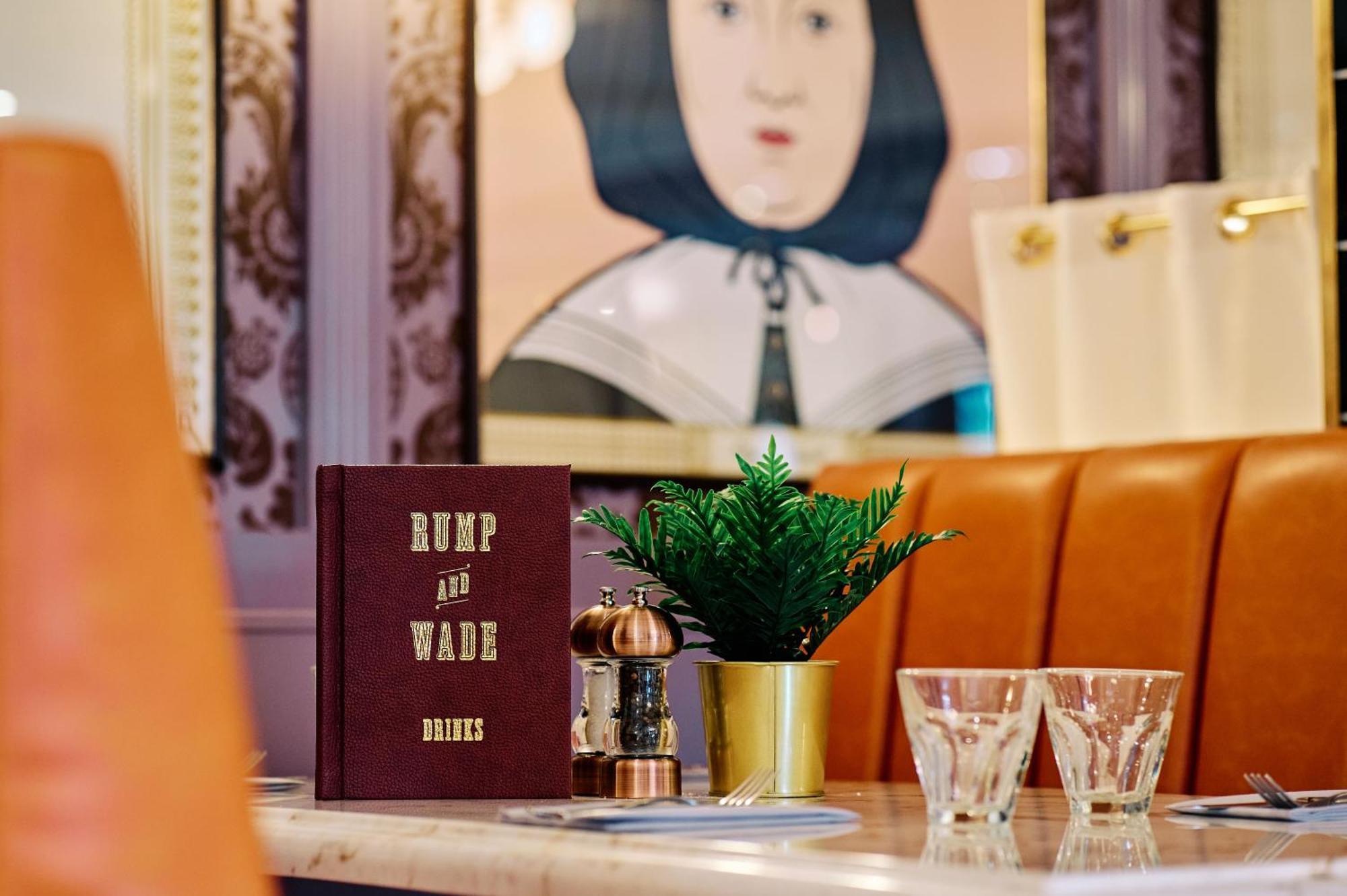 Hotel Cromwell Стівенідж Екстер'єр фото